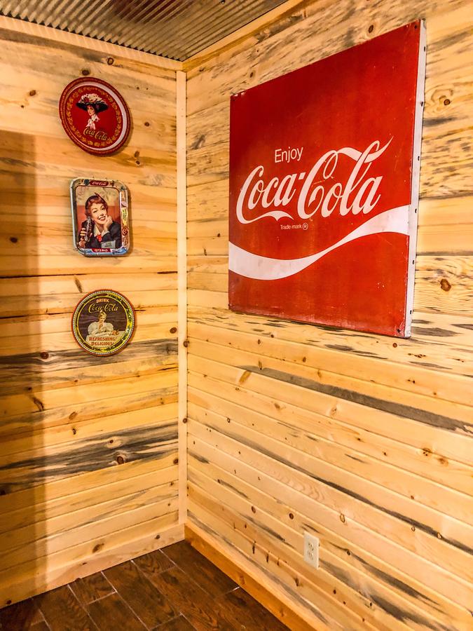 Samantha's Timber Inn - thumb 10