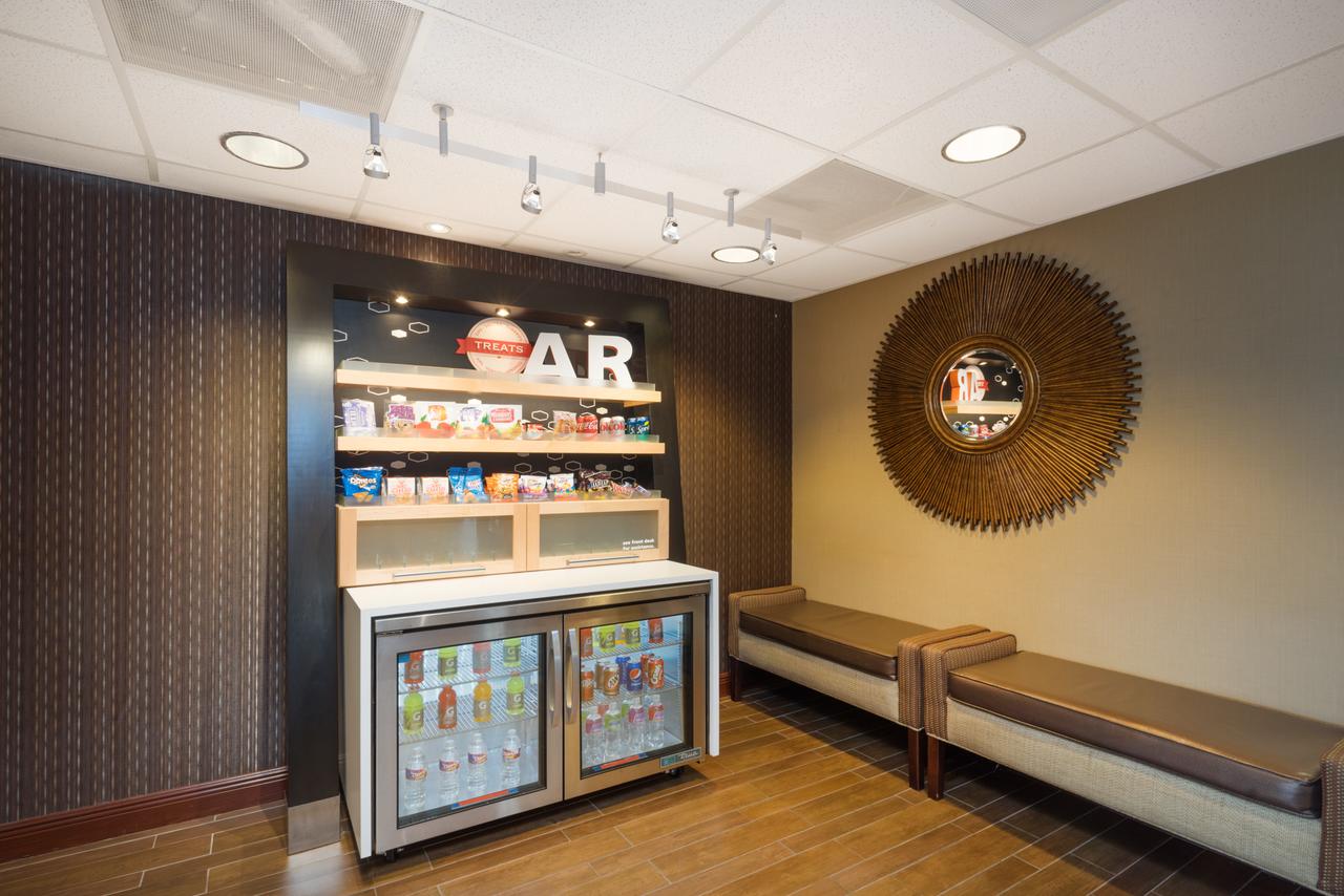 Hampton Inn Jonesboro - thumb 19