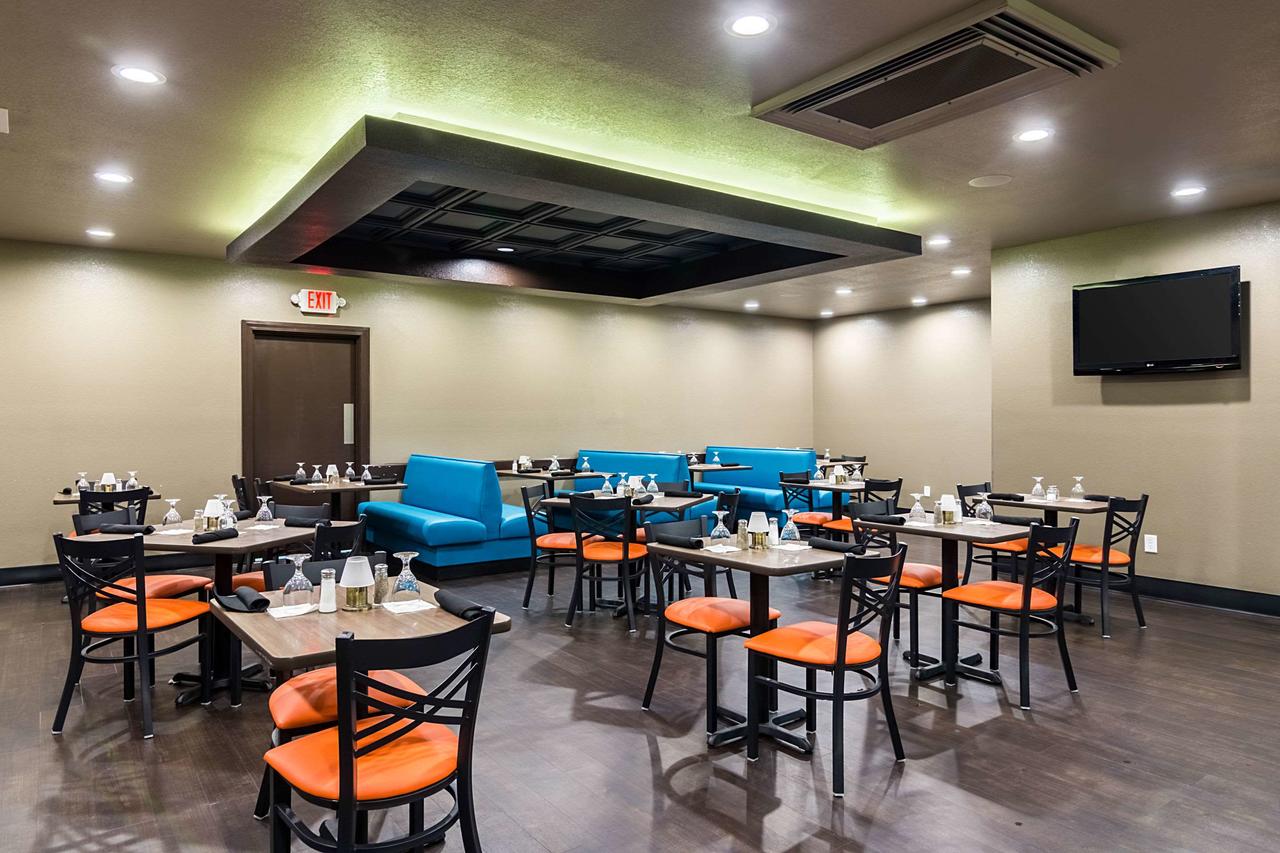 Clarion Inn & Suites Russellville I-40 - thumb 15