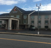 Comfort Inn  Suites - Tourism Bookings