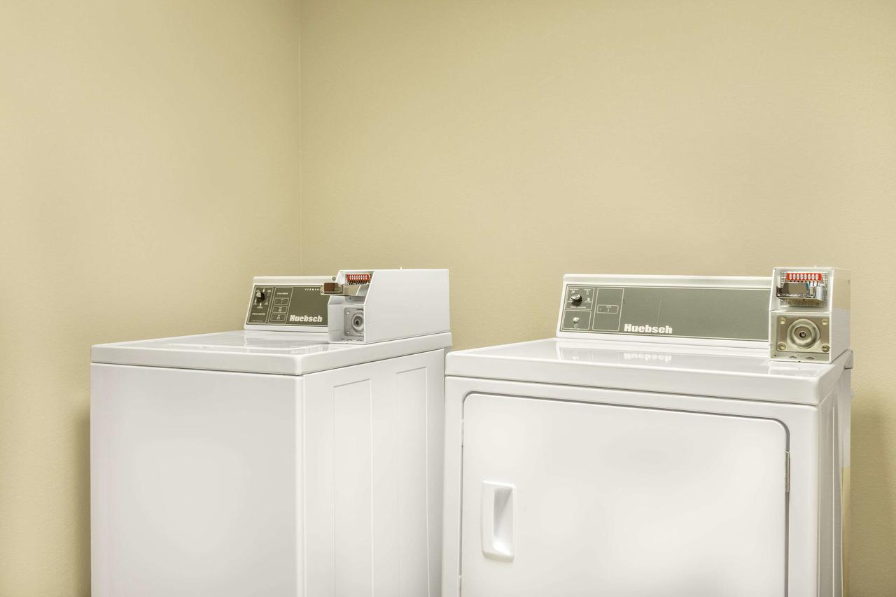 Comfort Inn & Suites - thumb 11