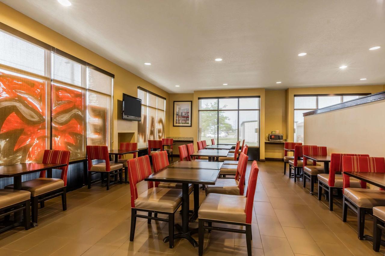 Comfort Suites Jonesboro University Area - thumb 16