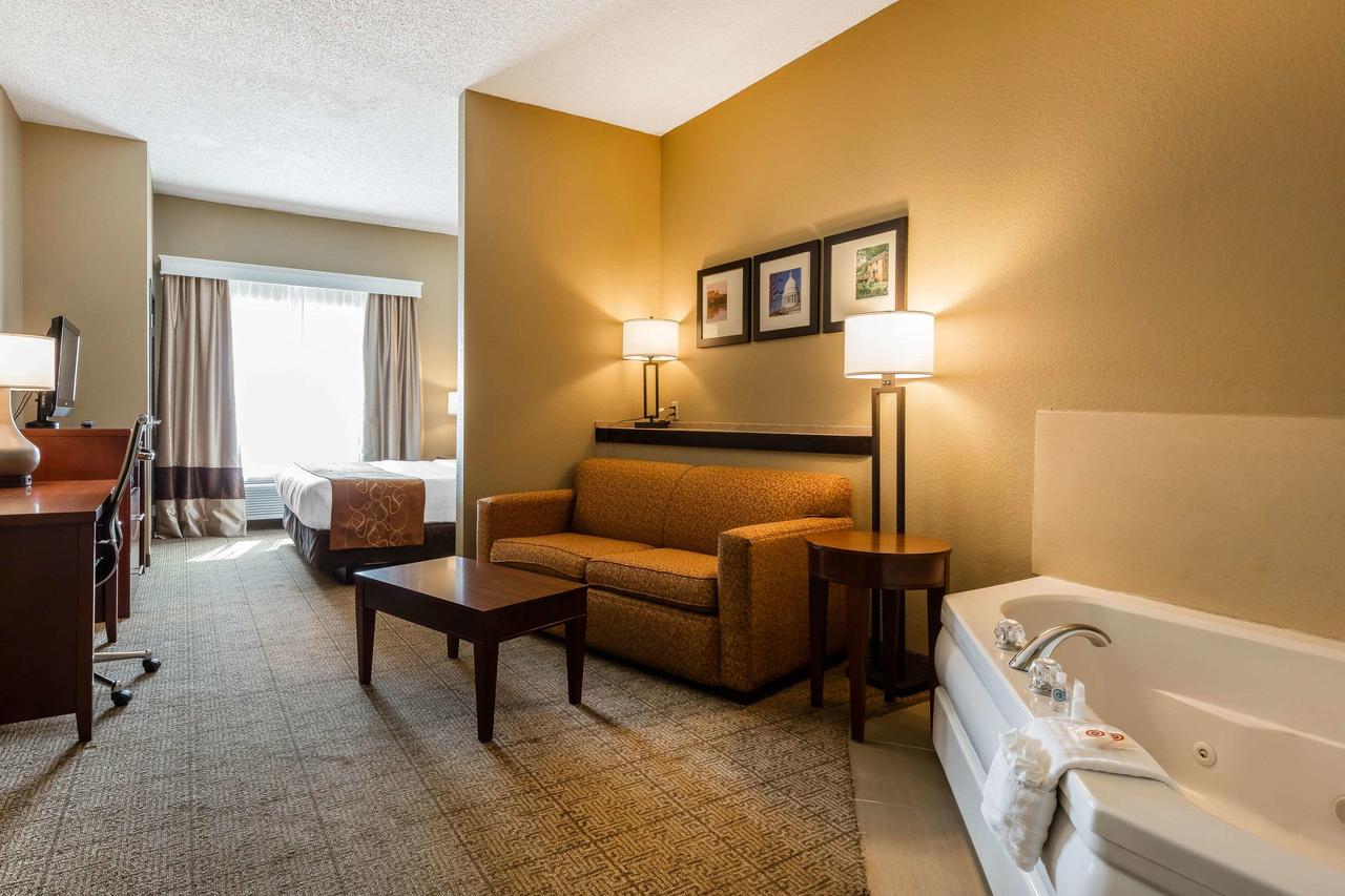 Comfort Suites Jonesboro University Area - thumb 9
