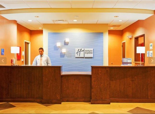 Holiday Inn Express & Suites Morrilton - thumb 4