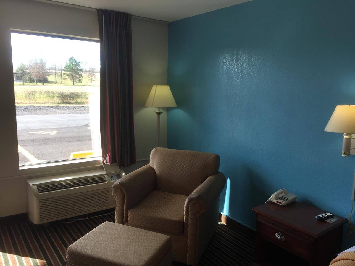 Americas Best Value Inn Morrilton - thumb 9