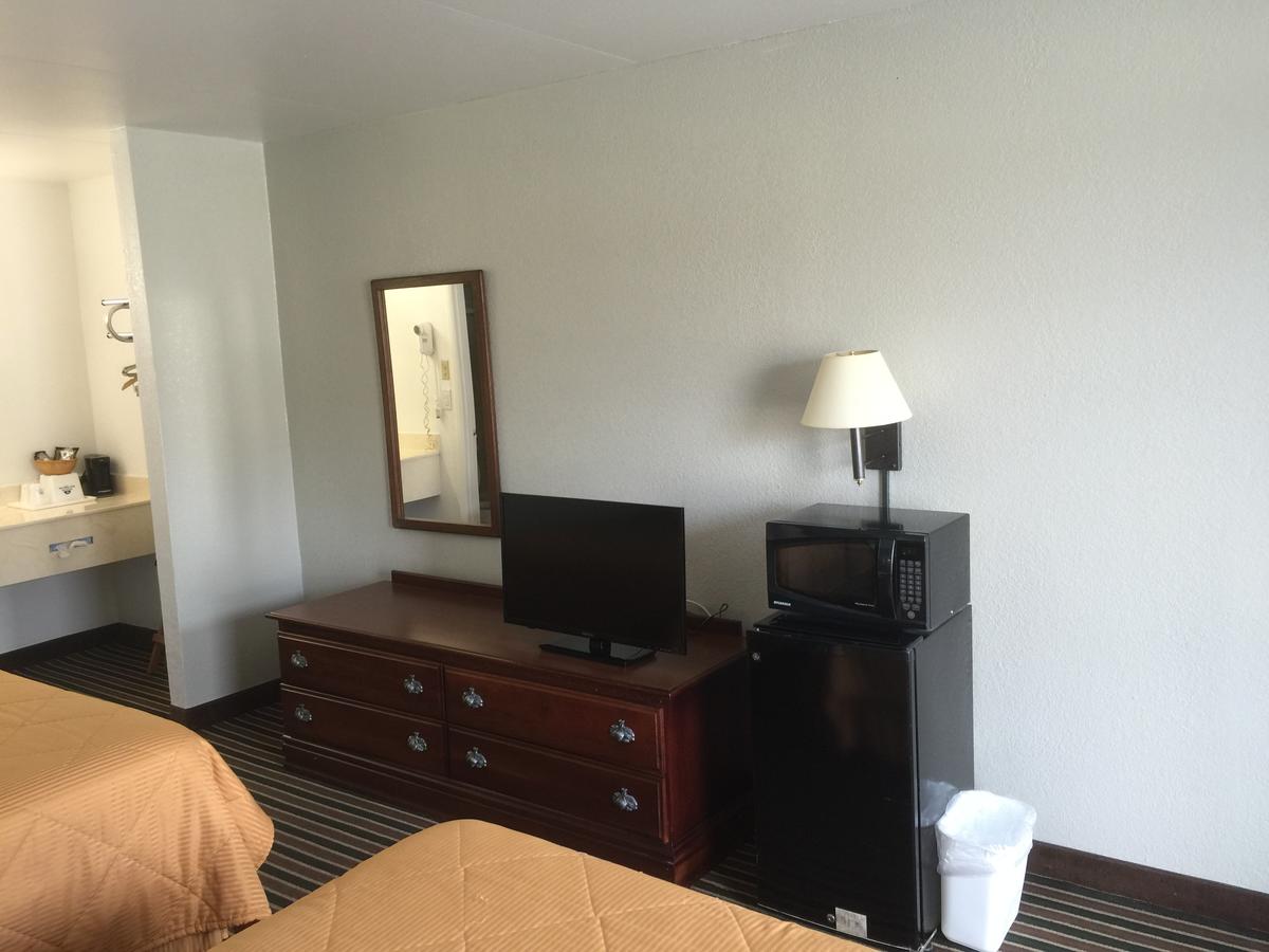 Americas Best Value Inn Morrilton - thumb 11