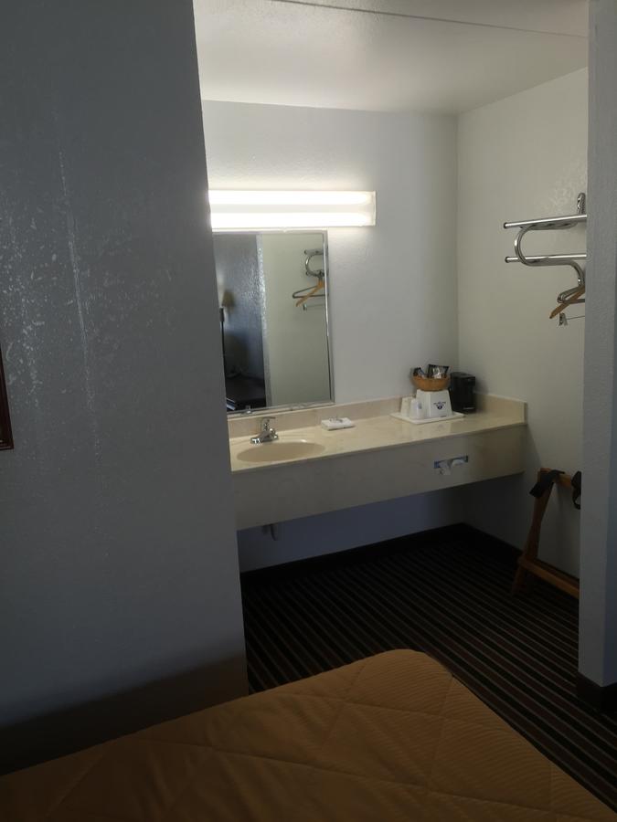 Americas Best Value Inn Morrilton - thumb 12