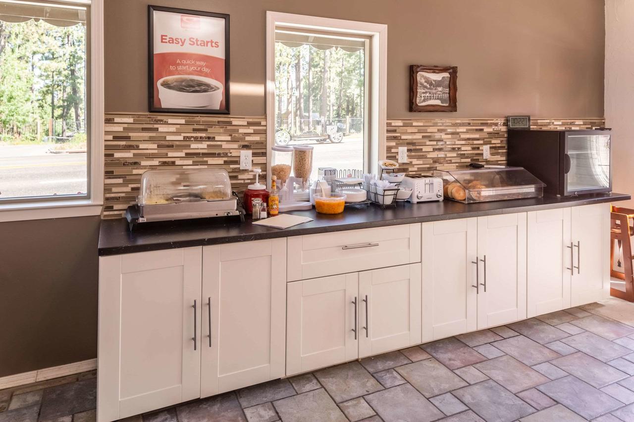 Econo Lodge Inn & Suites Heavenly Village Area - thumb 22