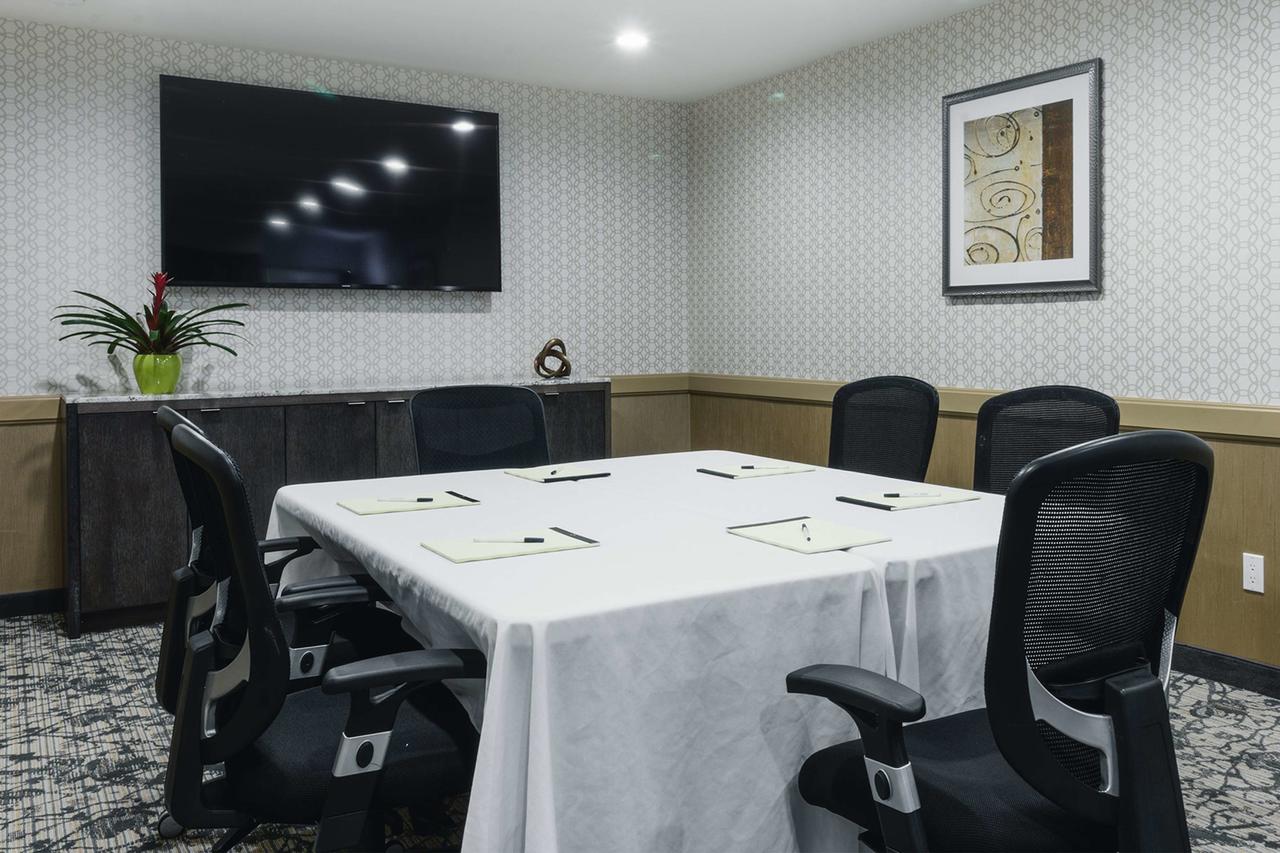 Best Western Plus Carriage Inn - thumb 42