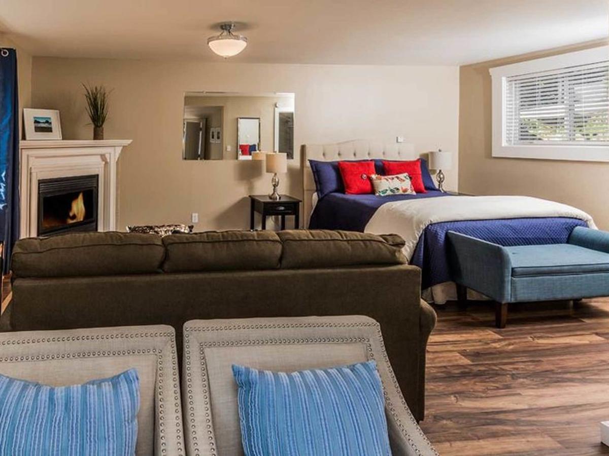 Jenner Inn - thumb 1