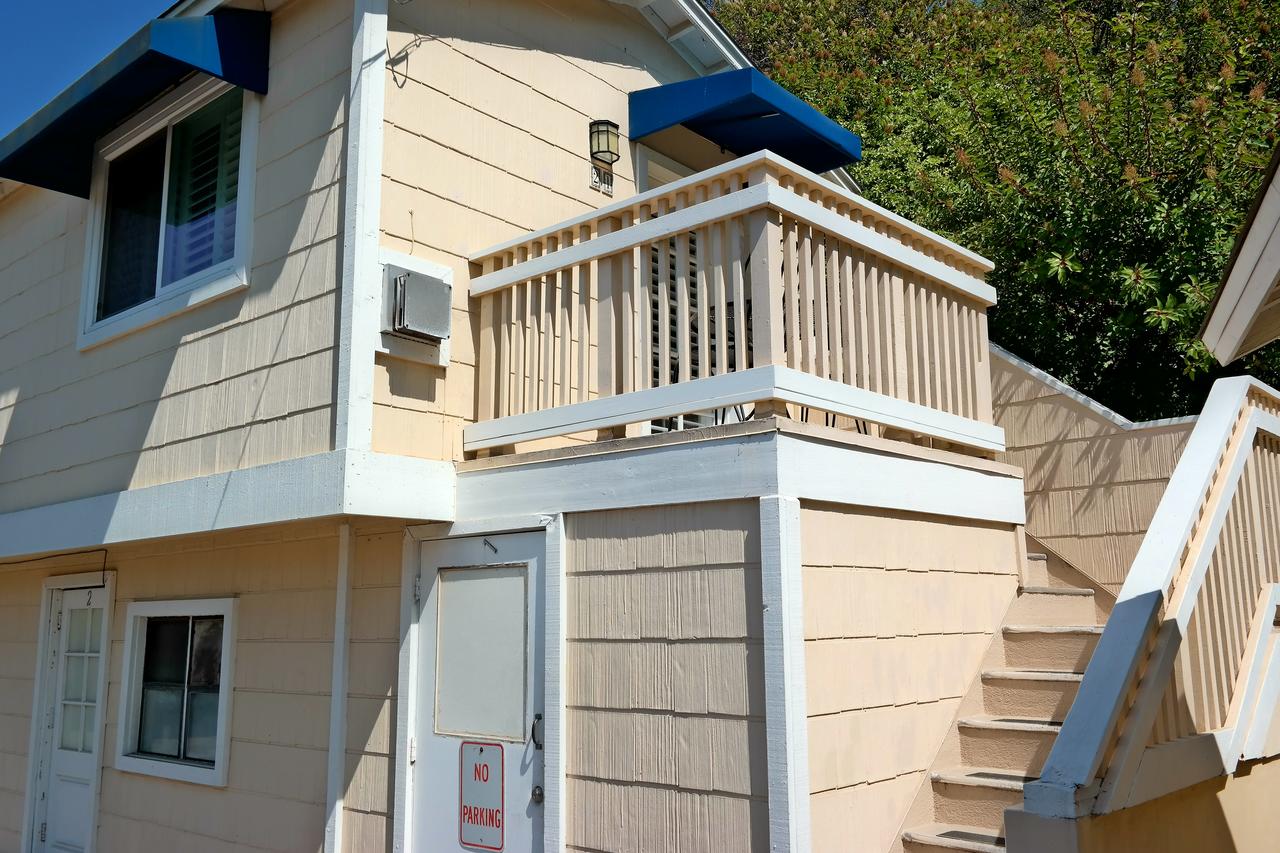 Malibu Country Inn - thumb 34