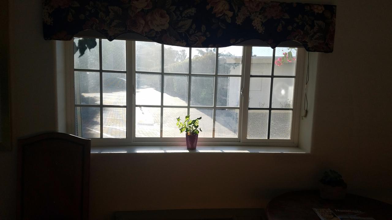 Malibu Country Inn - thumb 44