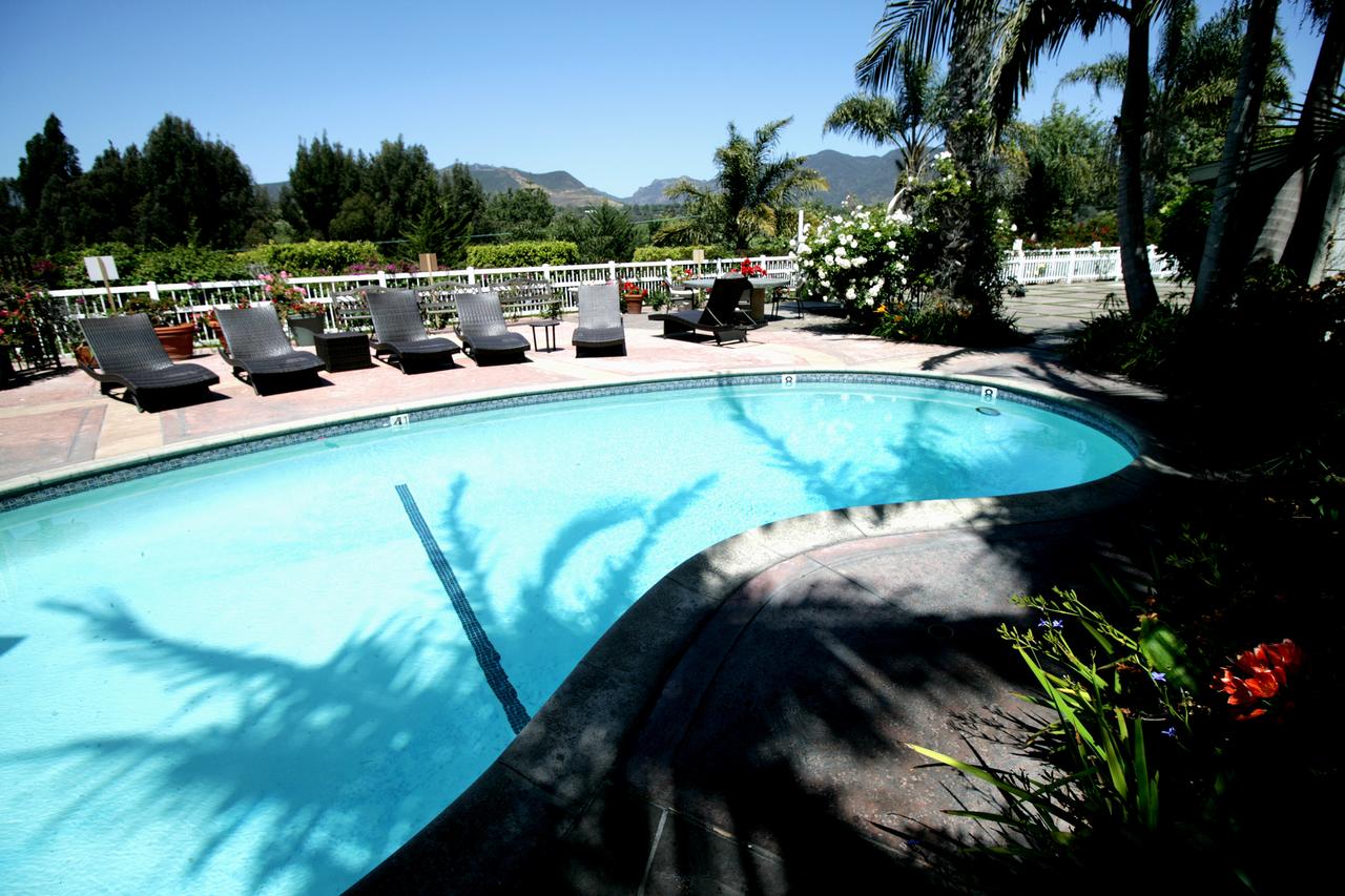 Malibu Country Inn - thumb 3