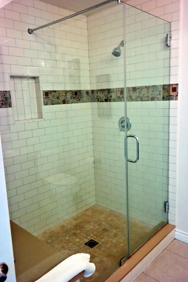 Malibu Country Inn - thumb 32