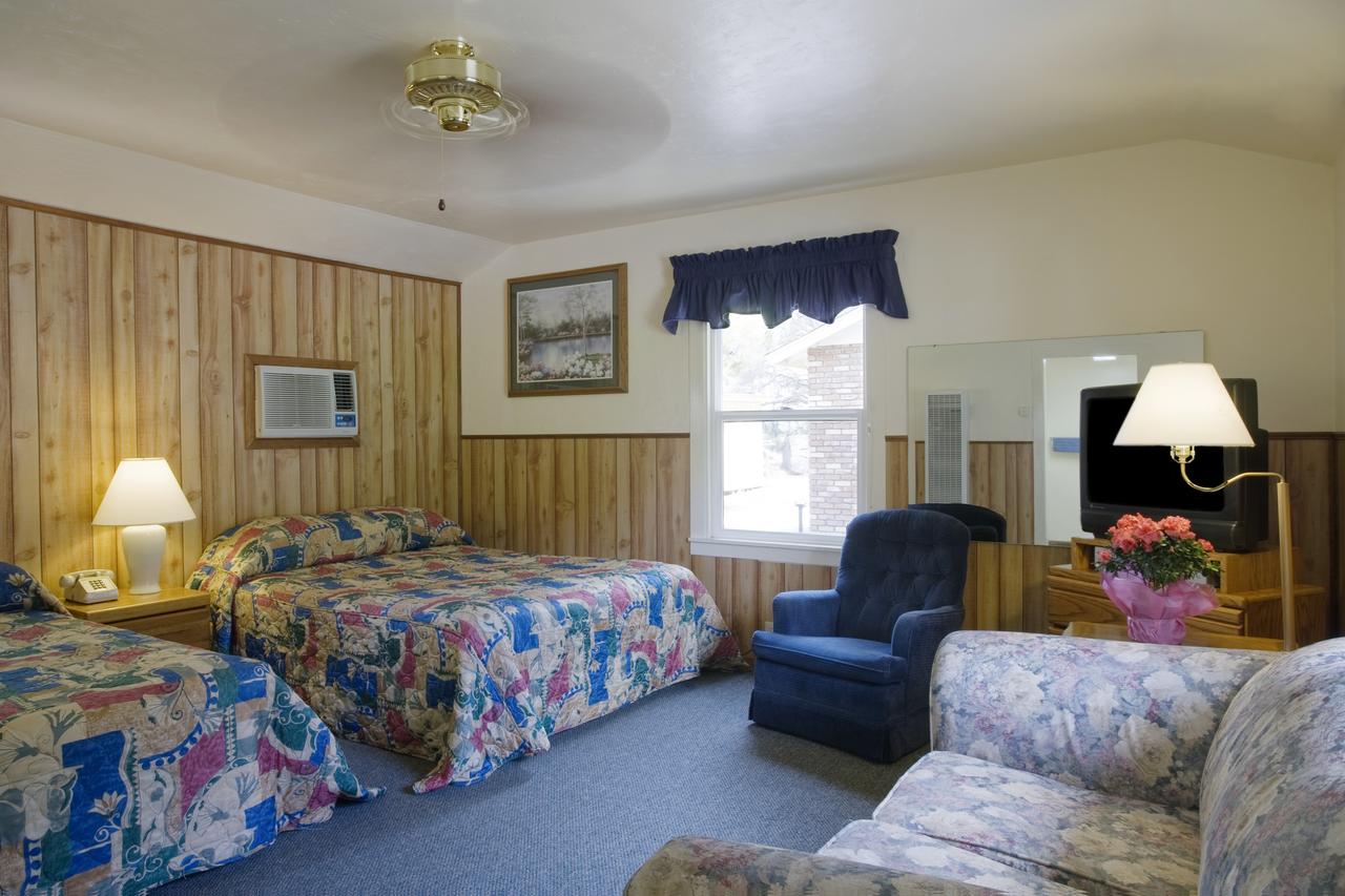 Lazy J Ranch Motel - thumb 18