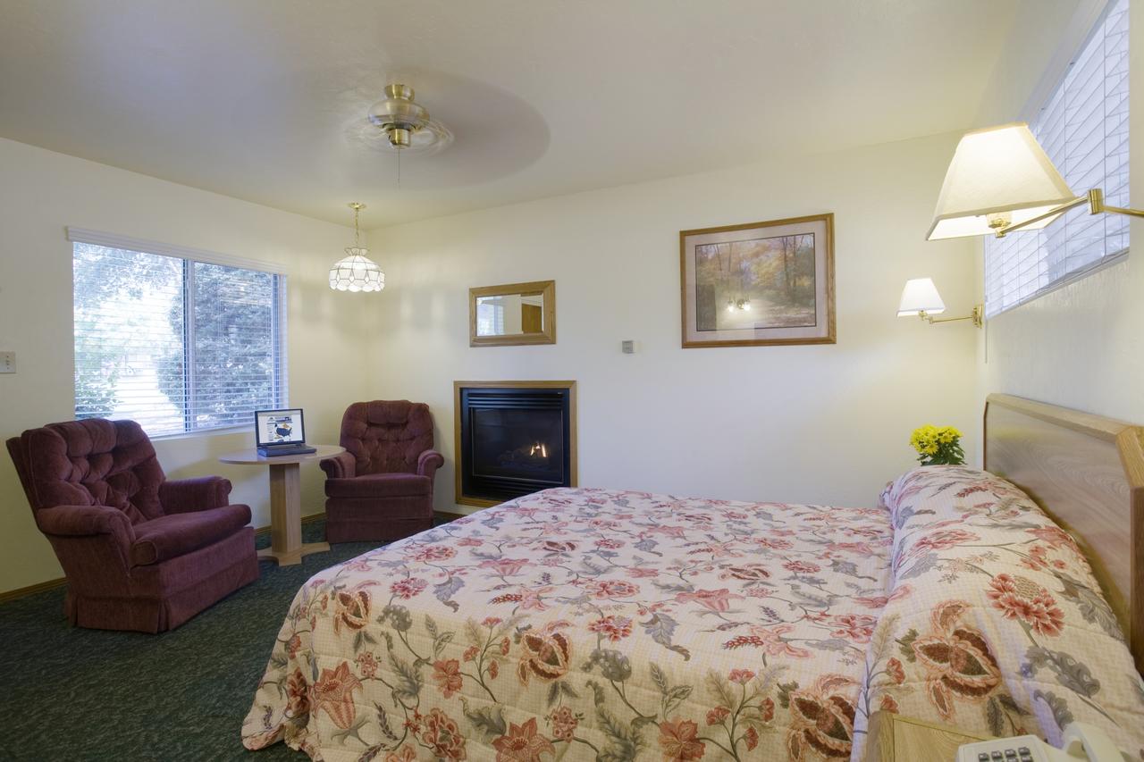 Lazy J Ranch Motel - thumb 14