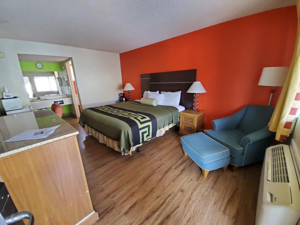 Hotel Europa Ridgecrest CA - W Upjohn Ave - thumb 18