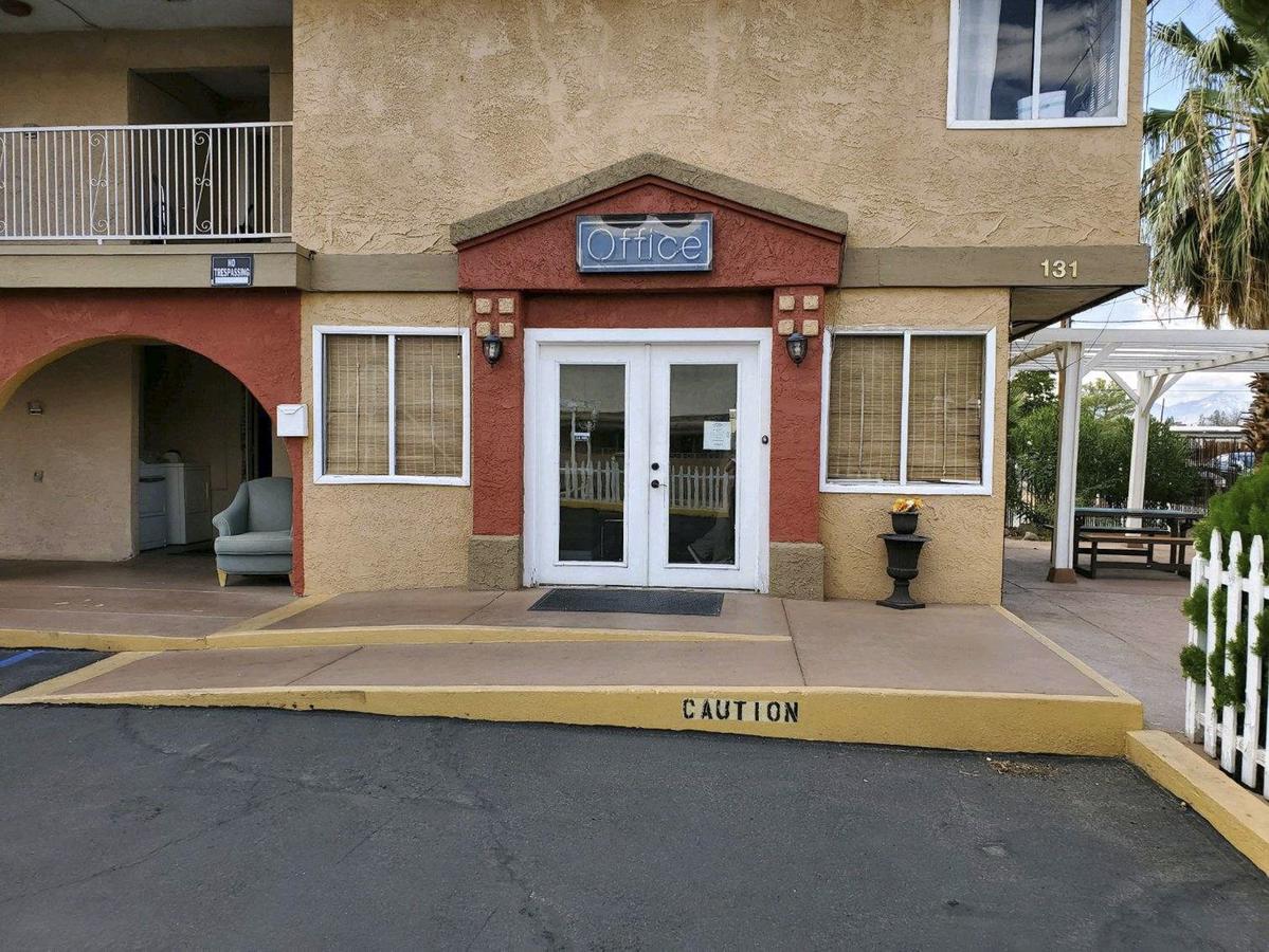 Hotel Europa Ridgecrest CA - W Upjohn Ave - thumb 1