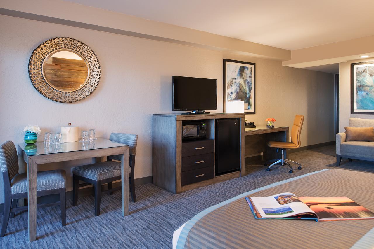 Hotel Azure - thumb 7