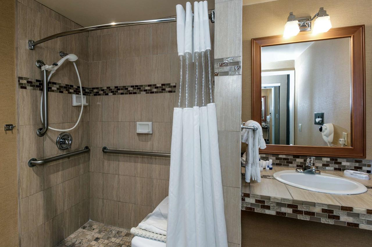 Best Western Plus Carpinteria Inn - thumb 13