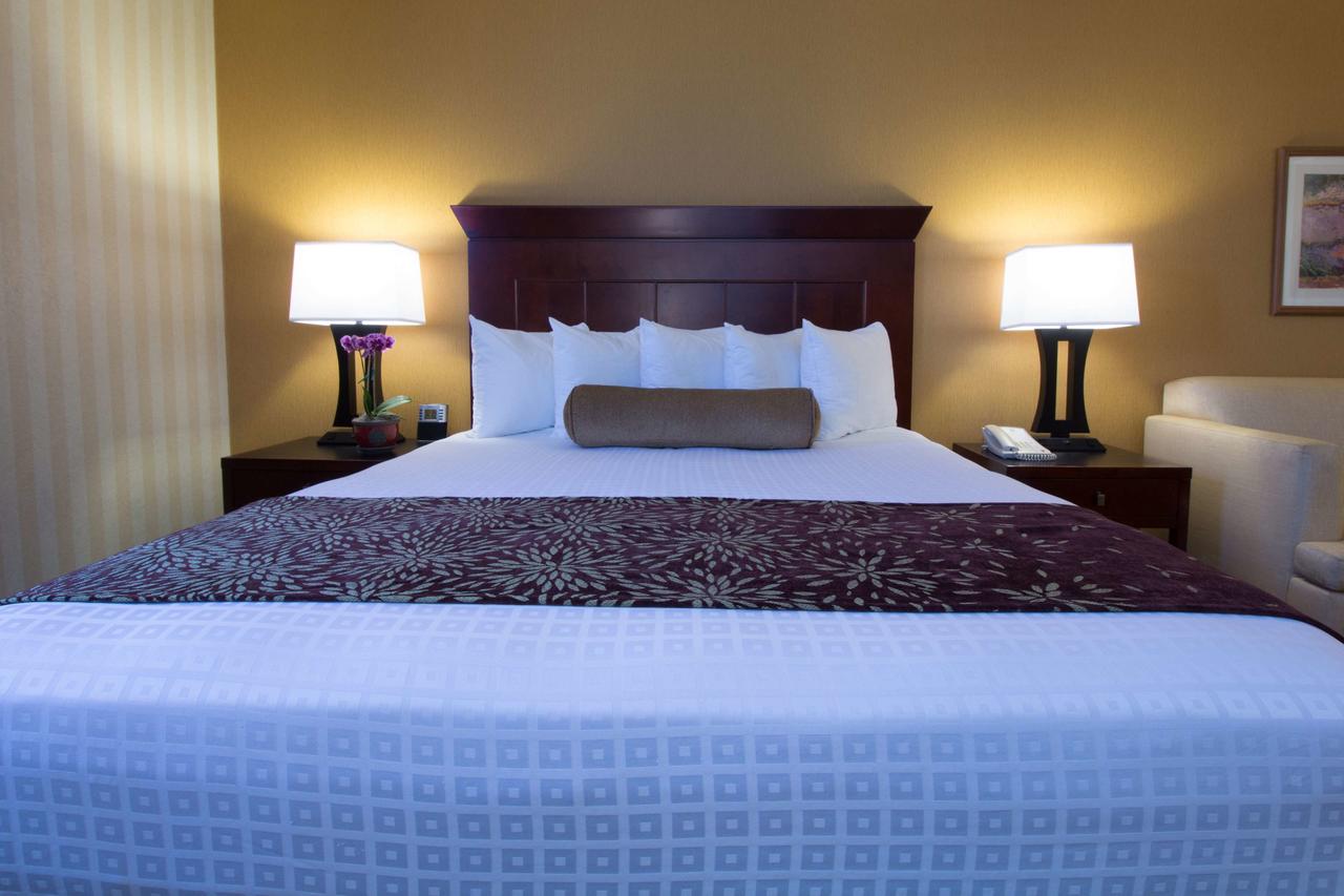 Best Western Plus Carpinteria Inn - thumb 33