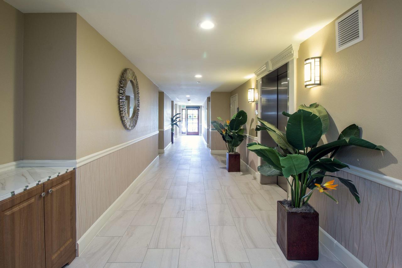 Best Western Plus Carpinteria Inn - thumb 25