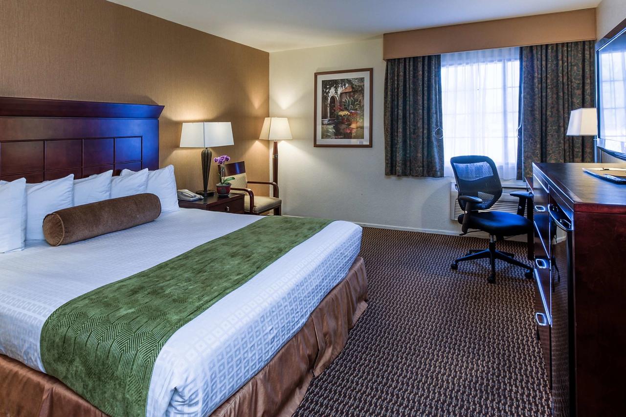 Best Western Plus Carpinteria Inn - thumb 38