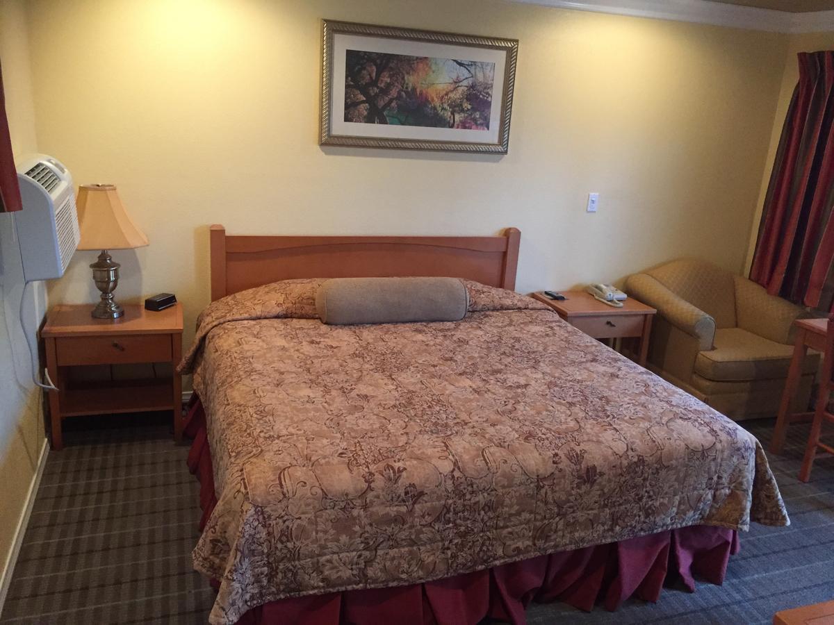 Bayshore Inn Ventura - thumb 10