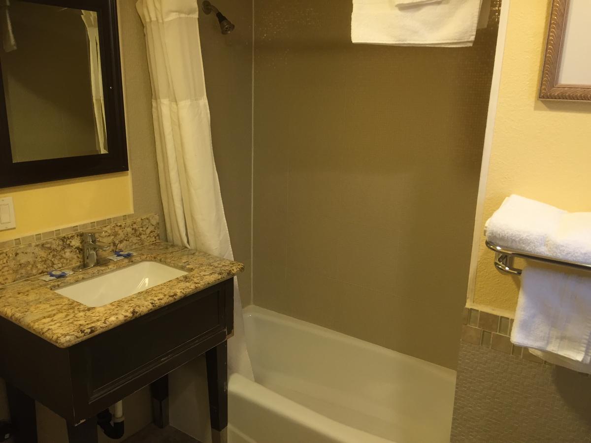 Bayshore Inn Ventura - thumb 17