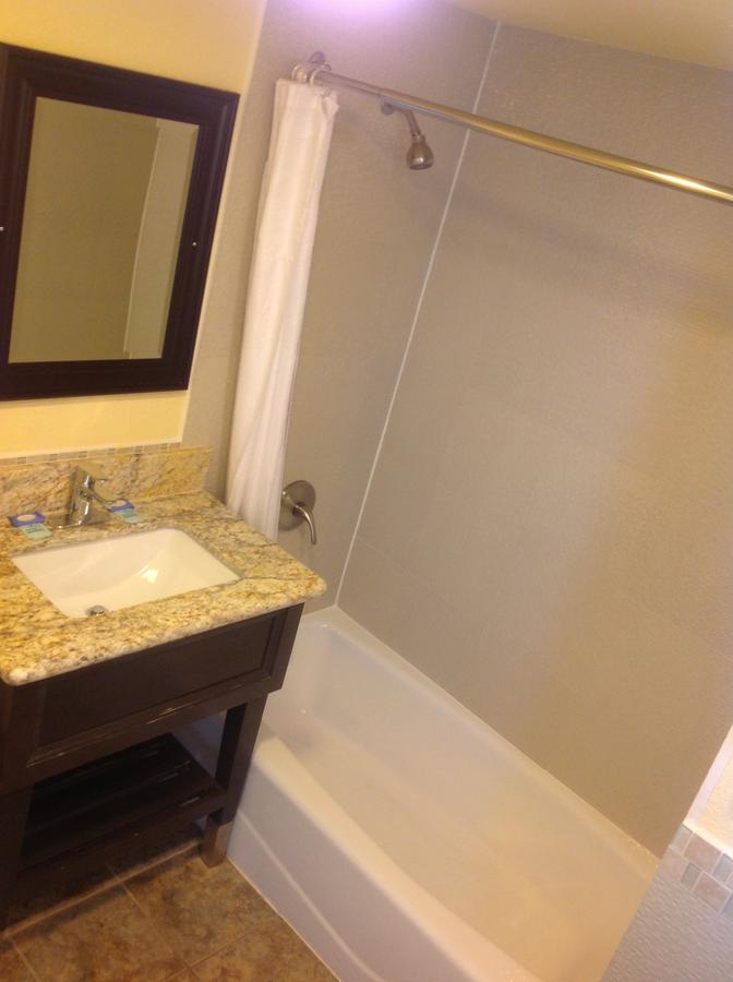 Bayshore Inn Ventura - thumb 40