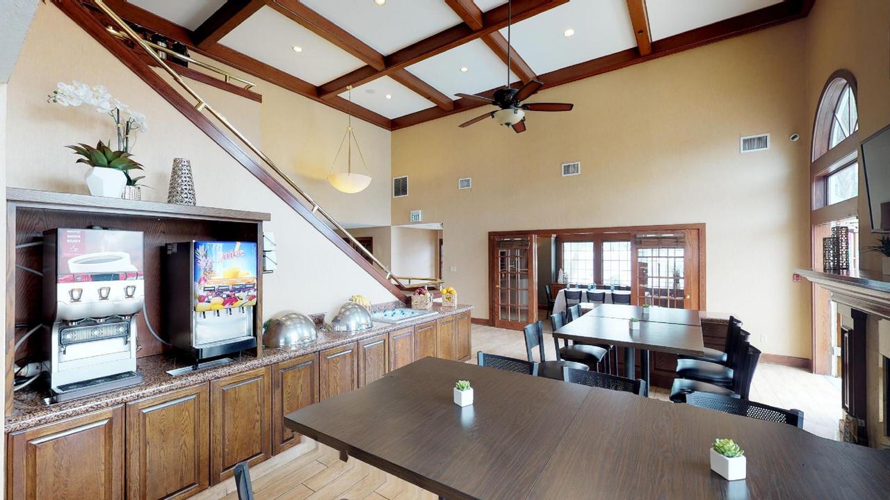 Chase Suites Brea - thumb 27