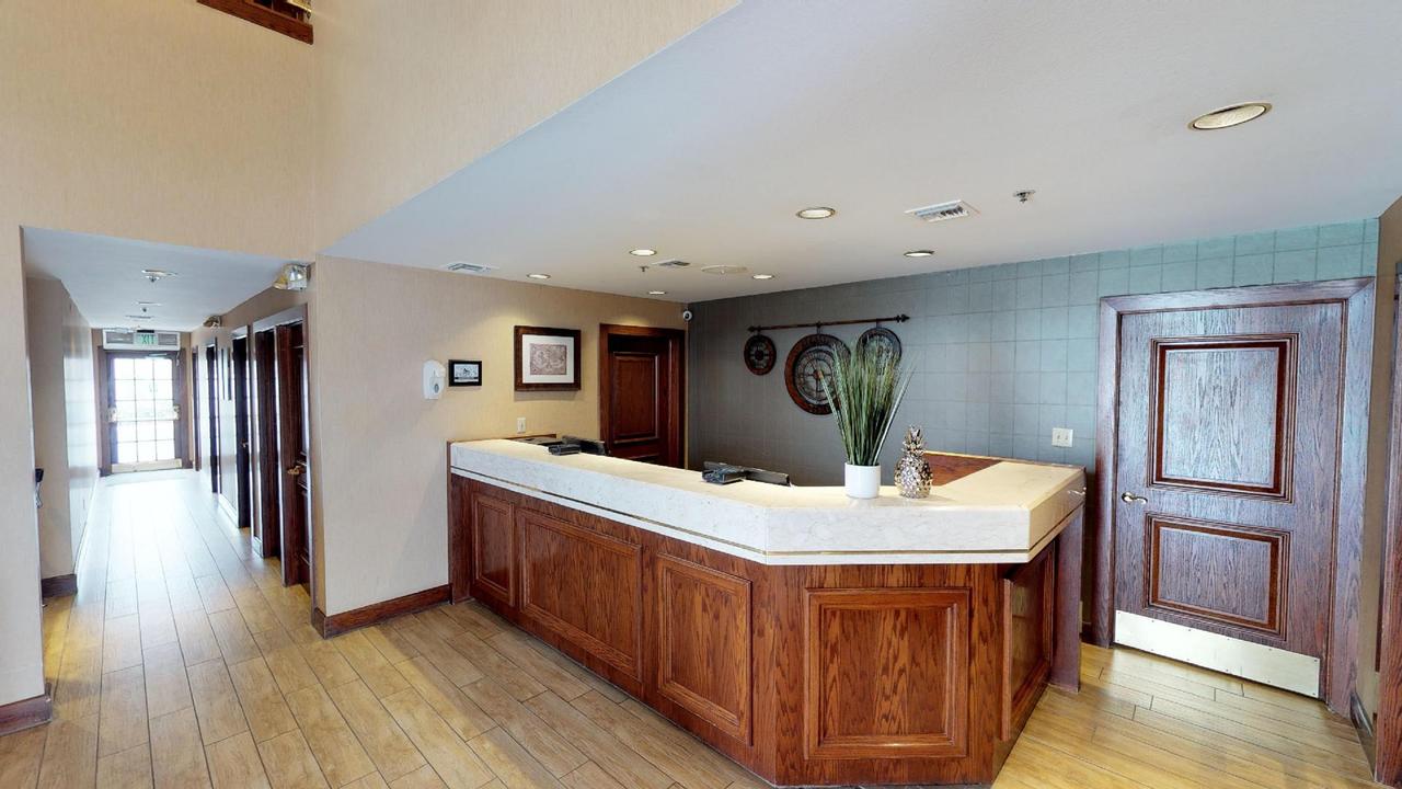 Chase Suites Brea - thumb 8