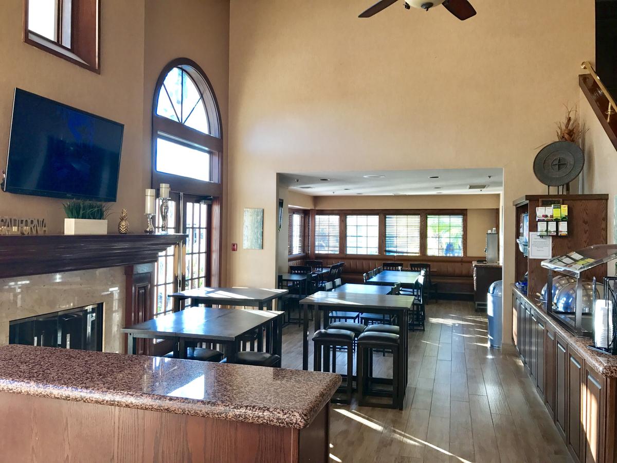 Chase Suites Brea - thumb 26