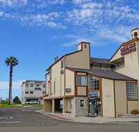 Ocean Surf Inn  Suites - Tourism Bookings