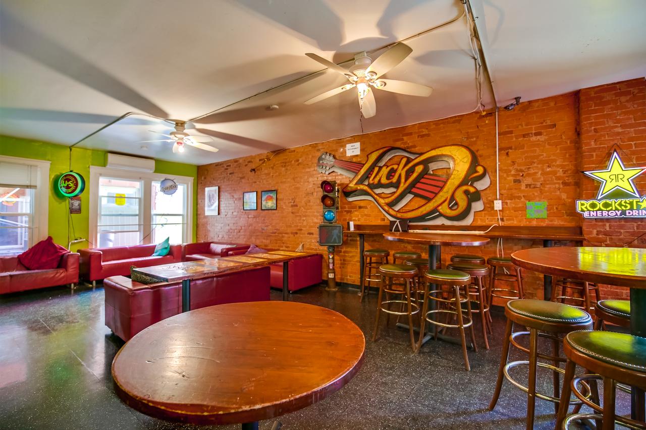 Lucky D's Hostel - thumb 16
