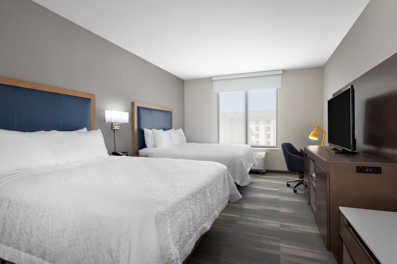 Hampton Inn & Suites San Diego Airport Liberty Station - thumb 9