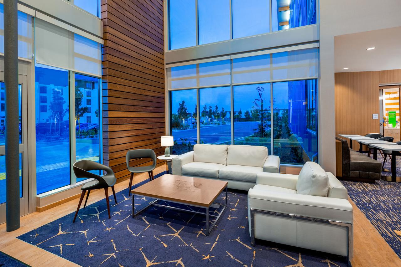 Hampton Inn & Suites San Diego Airport Liberty Station - thumb 38