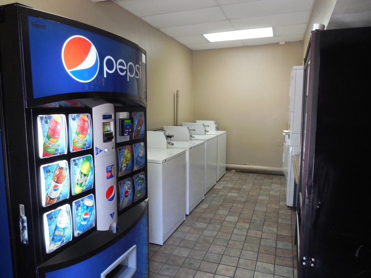 Super 8 By Wyndham San Diego Hotel Circle - thumb 10