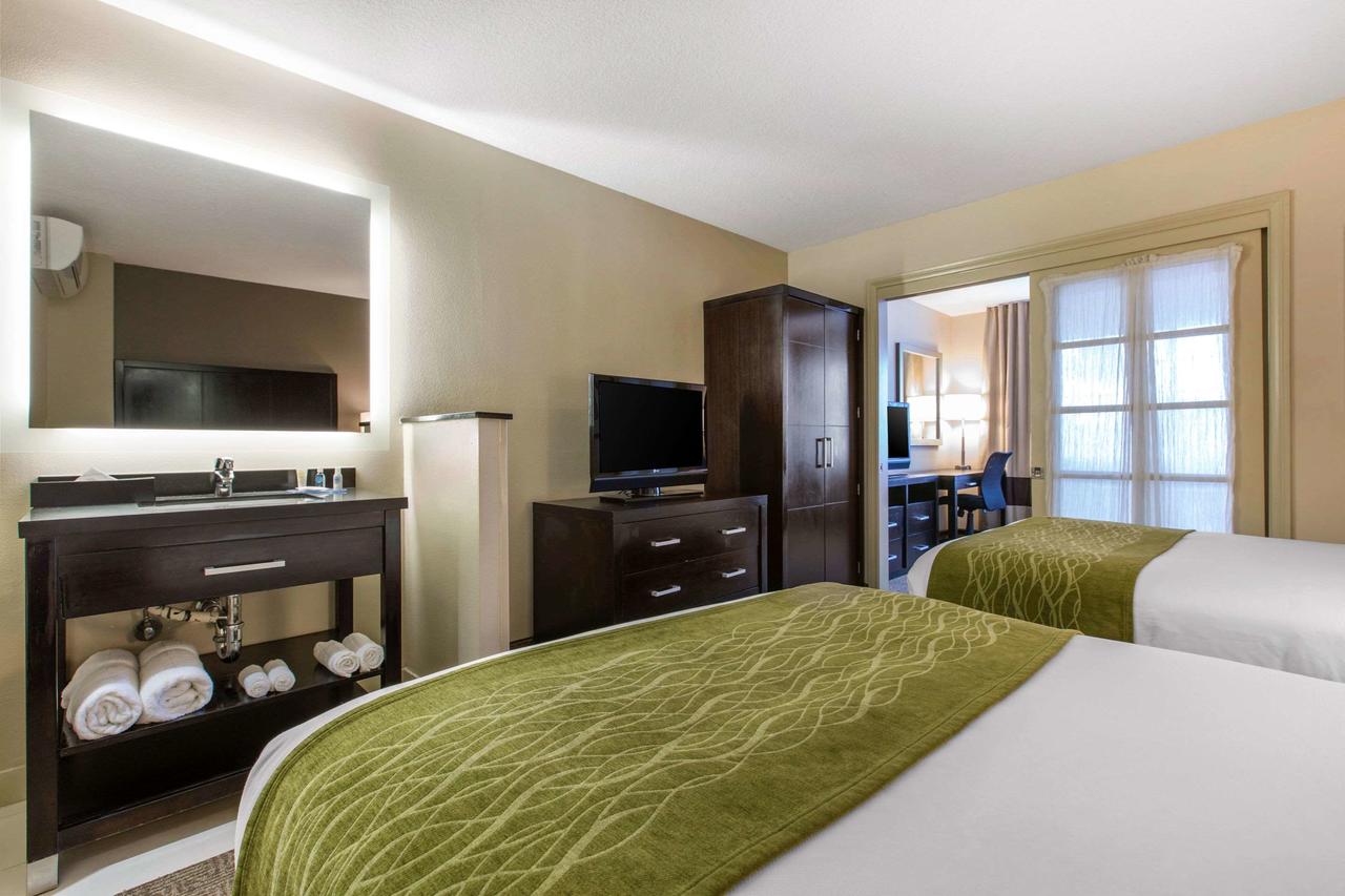 Comfort Inn & Suites San Diego Zoo SeaWorld Area - thumb 11