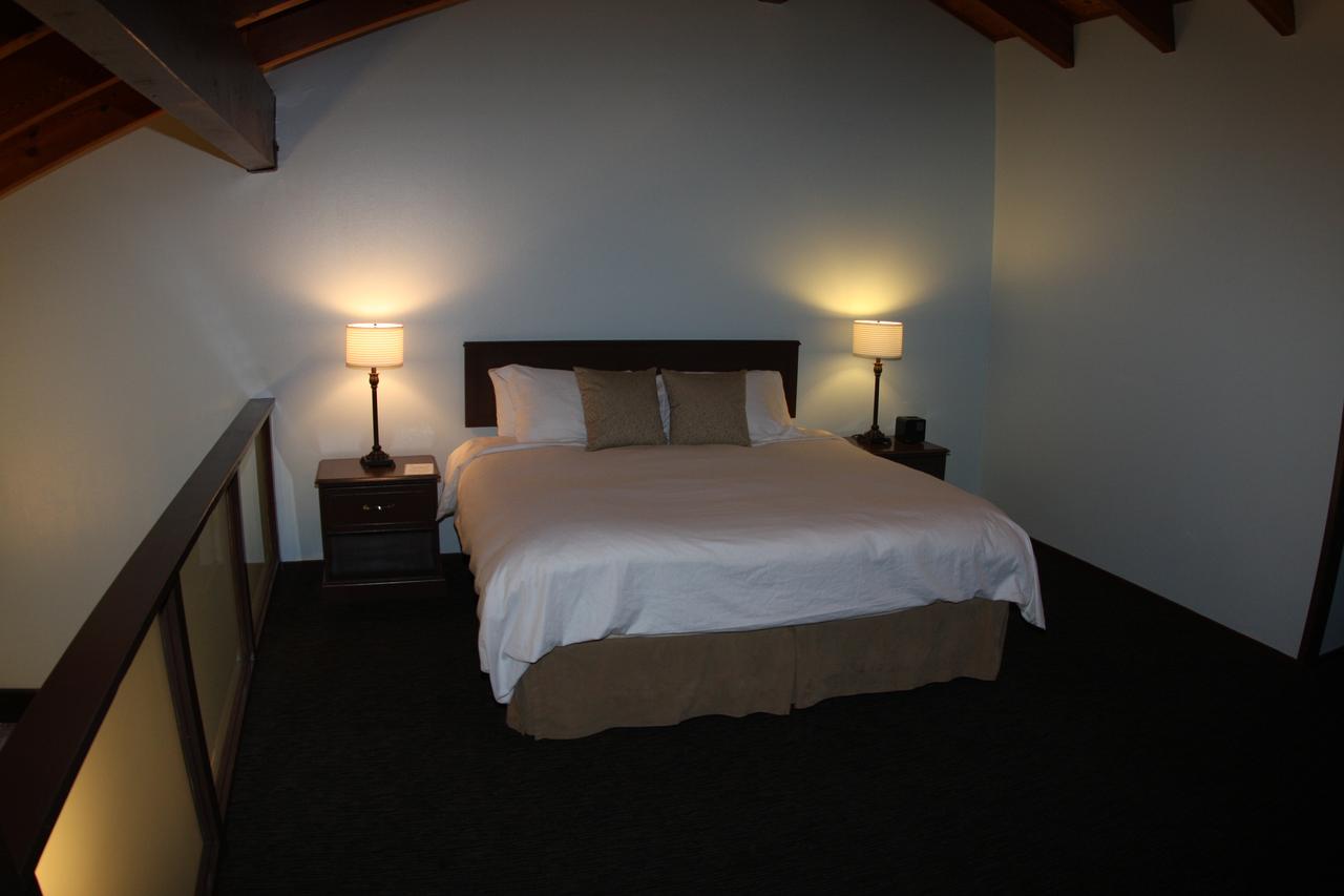 The Mammoth Creek Inn - thumb 19