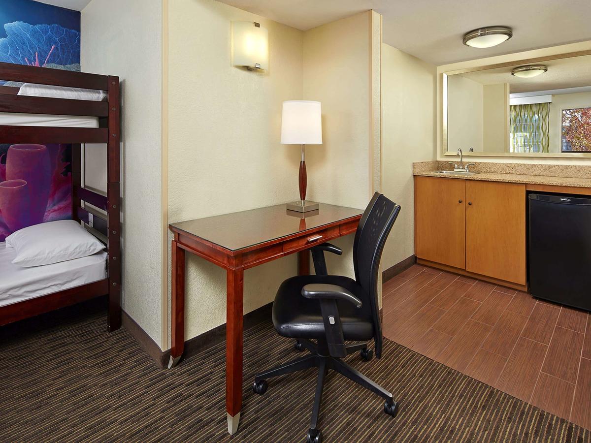 La Quinta By Wyndham San Diego SeaWorld/Zoo Area - thumb 11