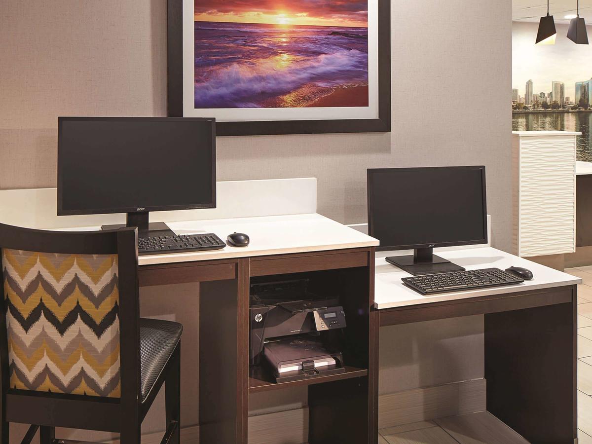 La Quinta By Wyndham San Diego SeaWorld/Zoo Area - thumb 8