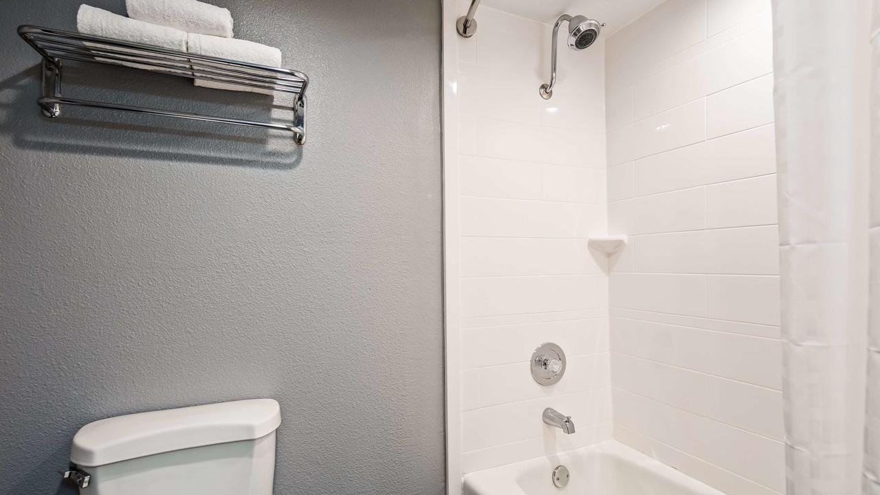 Best Western Yacht Harbor Hotel - thumb 5