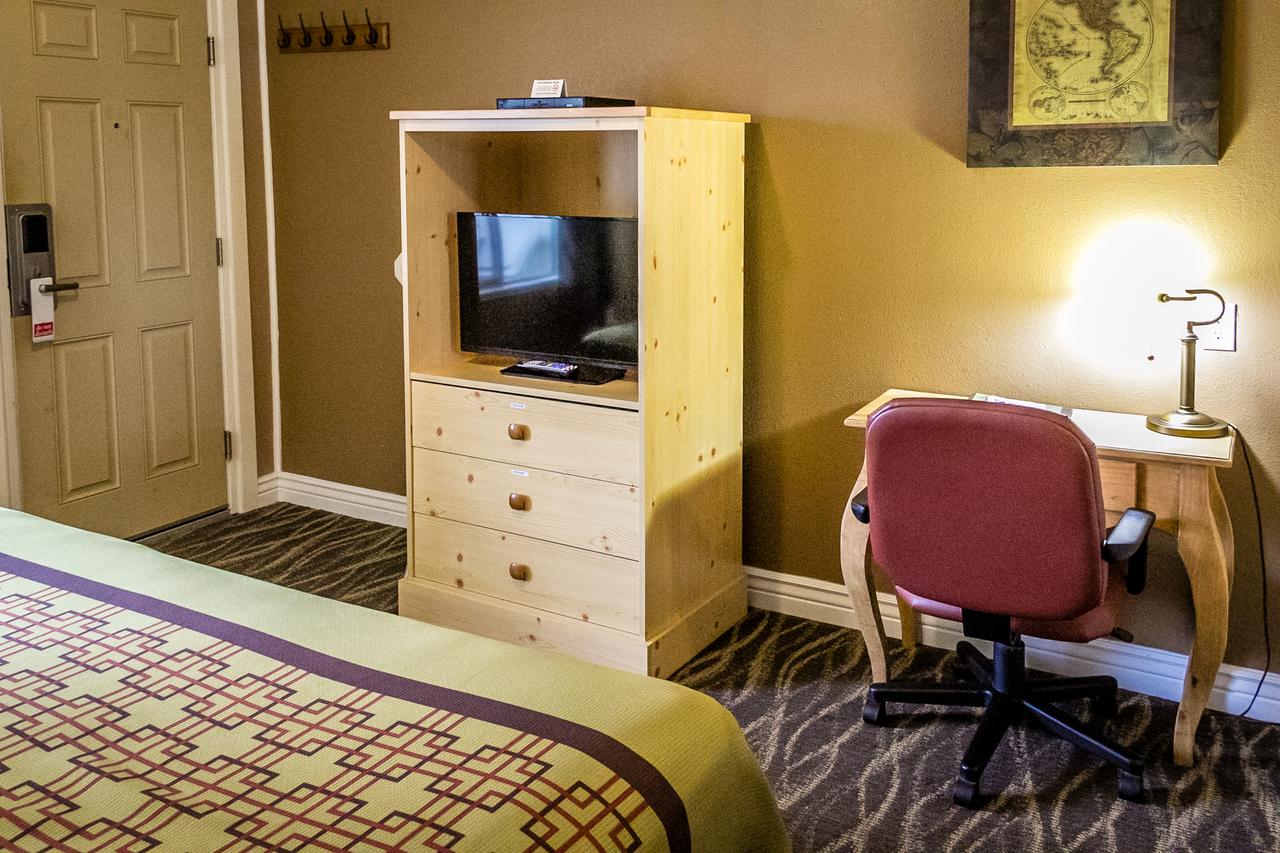 Green Gables Motel & Suites - thumb 4