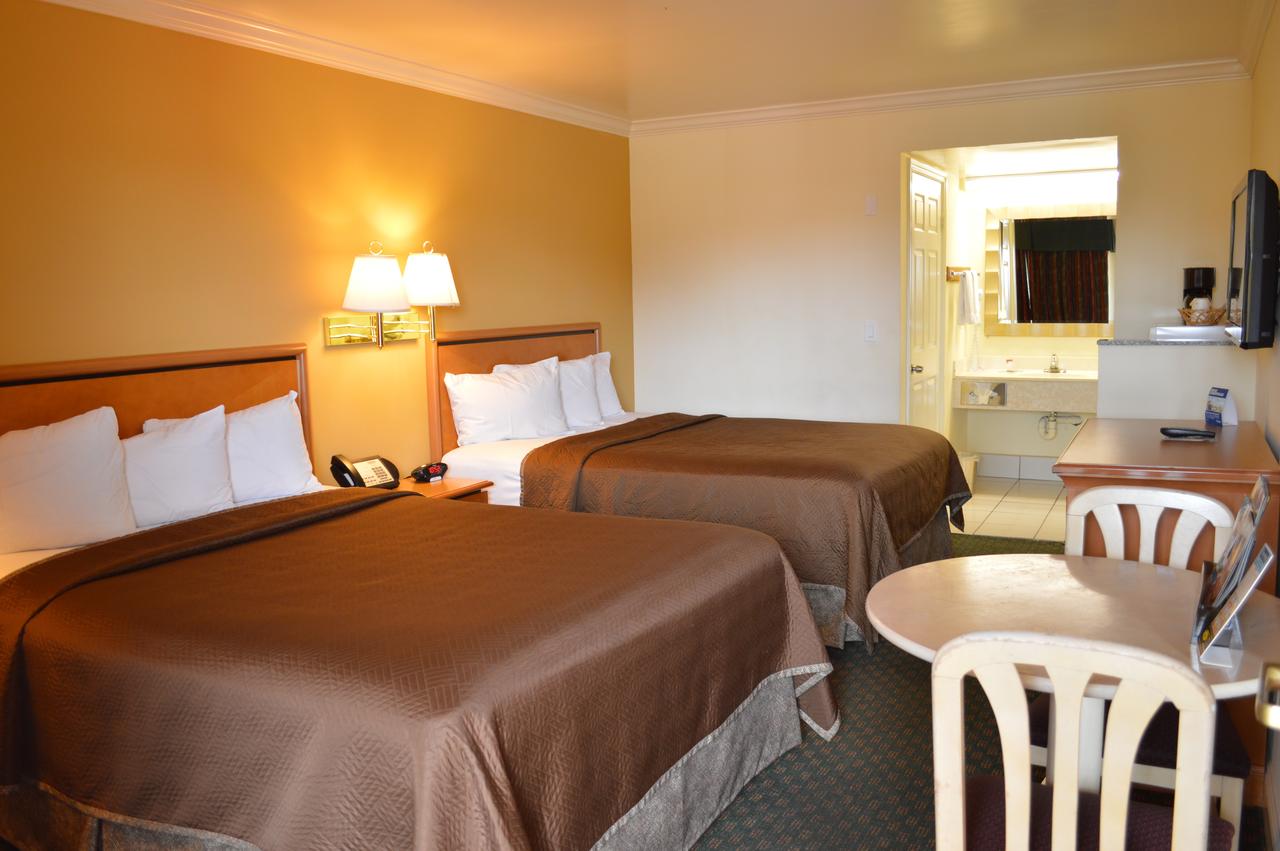 Travelodge By Wyndham San Diego Downtown Convention Center - thumb 12