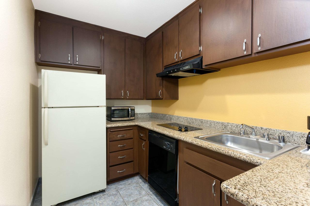 Days Inn By Wyndham Mission Valley Qualcomm Stadium/SDSU - thumb 16