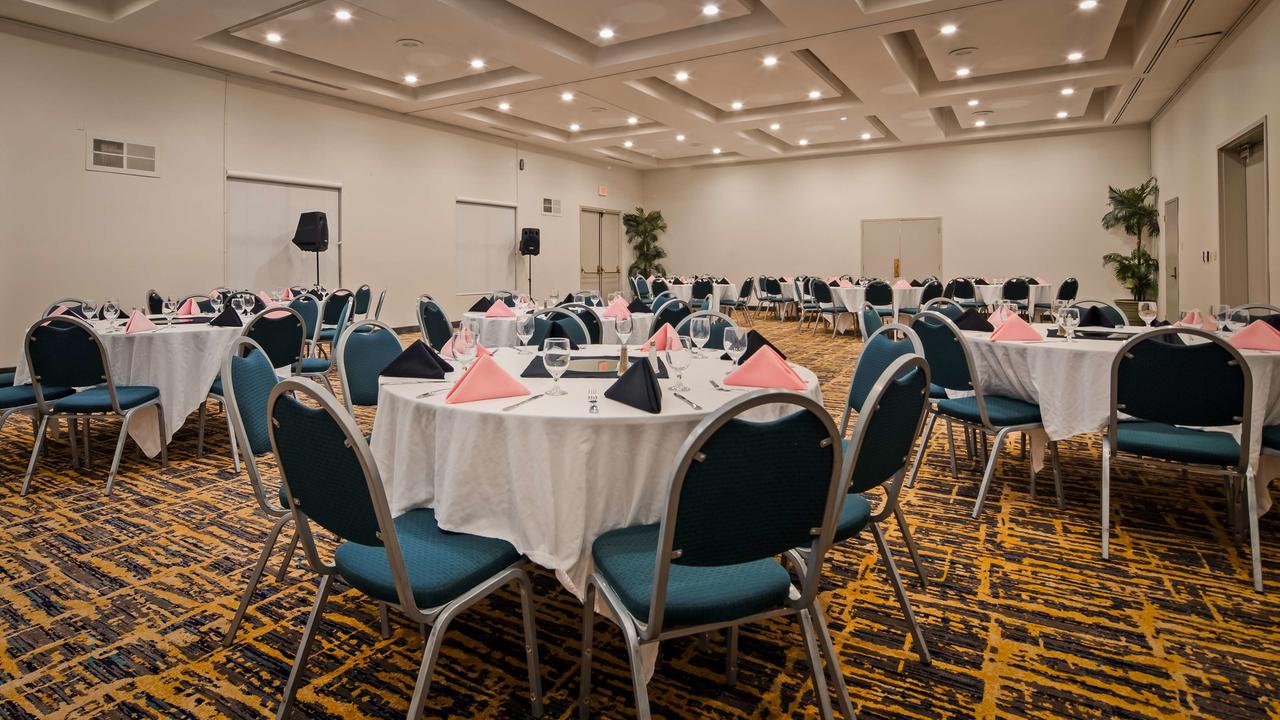 Best Western Posada Royale Hotel & Suites - thumb 28