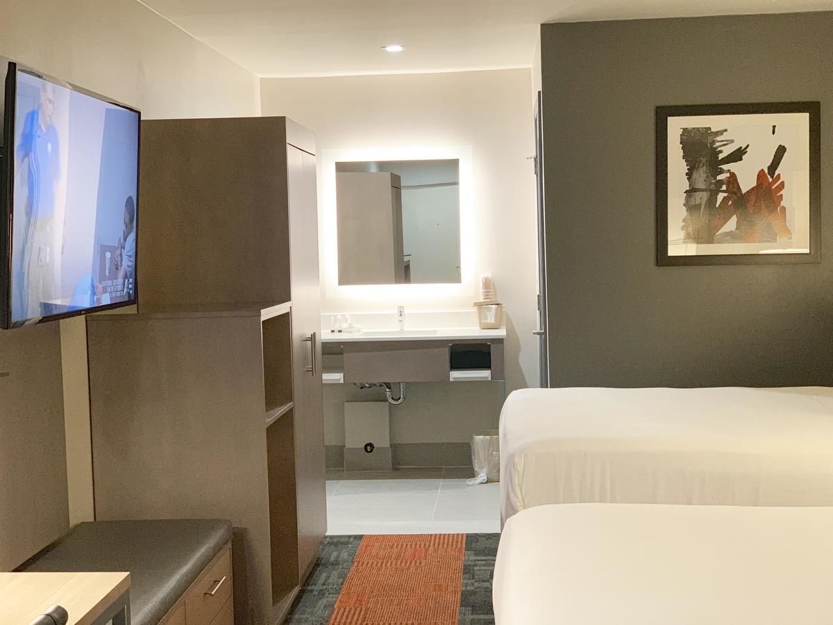 Pacific Motor Inn - thumb 4