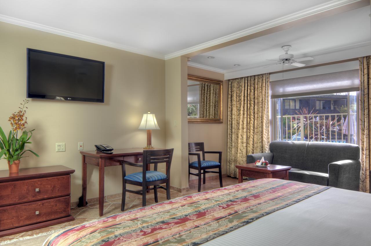 Dinah's Garden Hotel - thumb 2