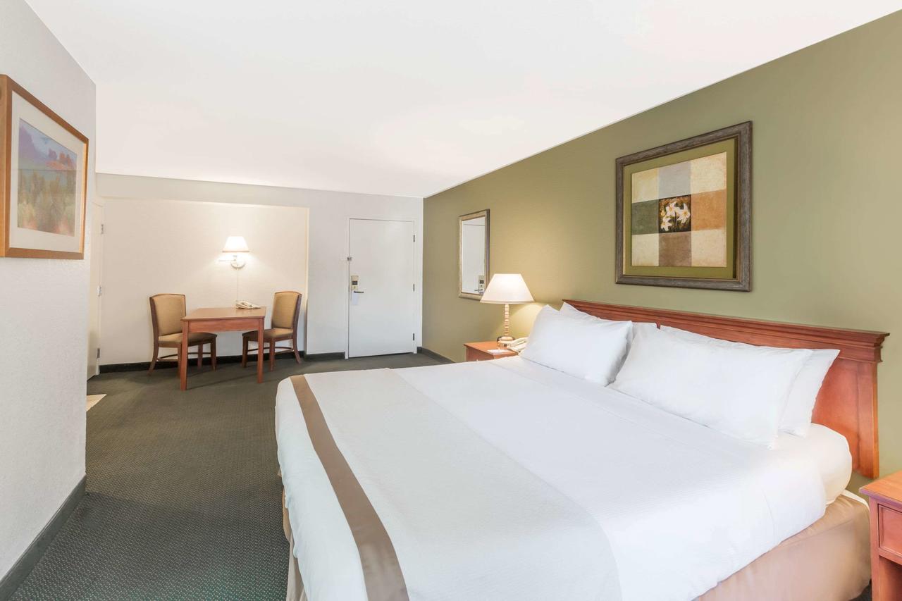 Hawthorn Suites Sacramento - thumb 42